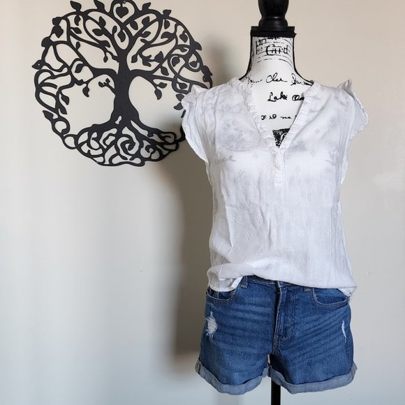 Old Navy Linen-Like Sheer Embellished Lightweight Sleeveless Blouse Tank Tee - Picture 3 of 8